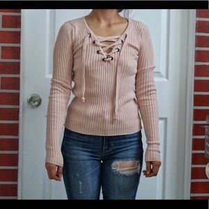 Hollister sweat shirt ✨